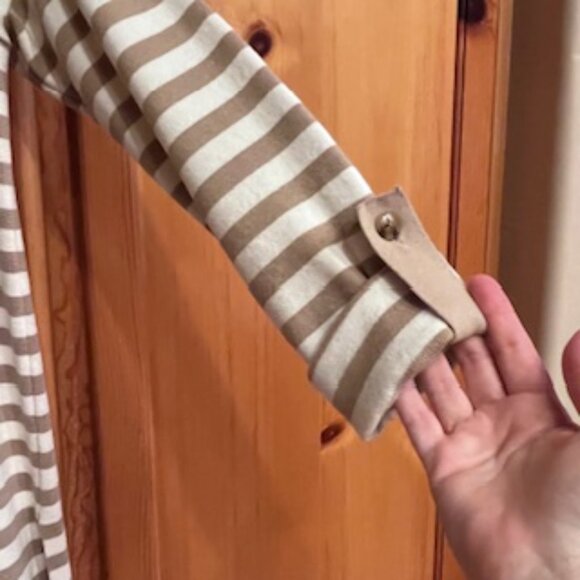 Ann Taylor knit cardigan - Picture 6 of 6